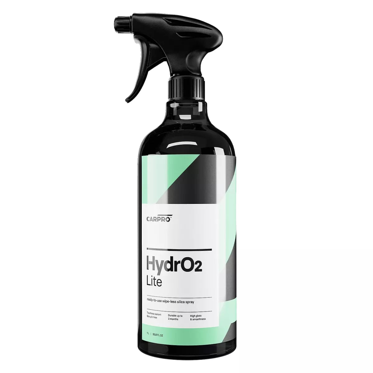 CarPro HydrO2 Lite Nassversiegelung Flasche vor Fahrzeug